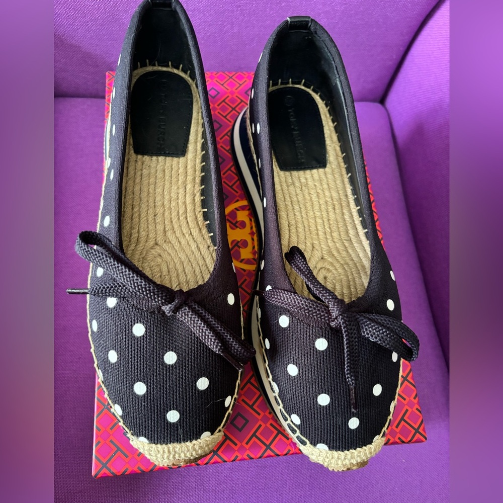 Tory Burch Daisy Sport Ballet Flat - NEW with box and dust bag